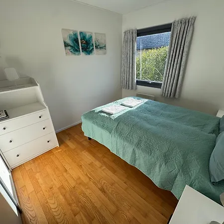 Charming Nordic Sleeps Up To 6 - Near Copenhagen דירה פארום
